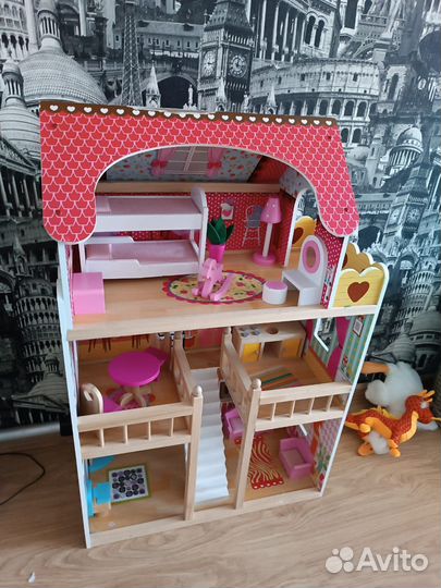 Домик кукольный