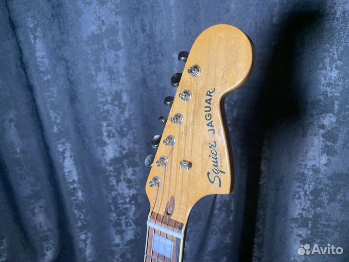 Squier Classic Vibe '70s Jaguar Surf Green