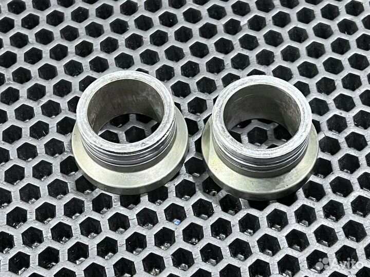 Втулки заднего колеса Suzuki RM-Z 450 2005-2007