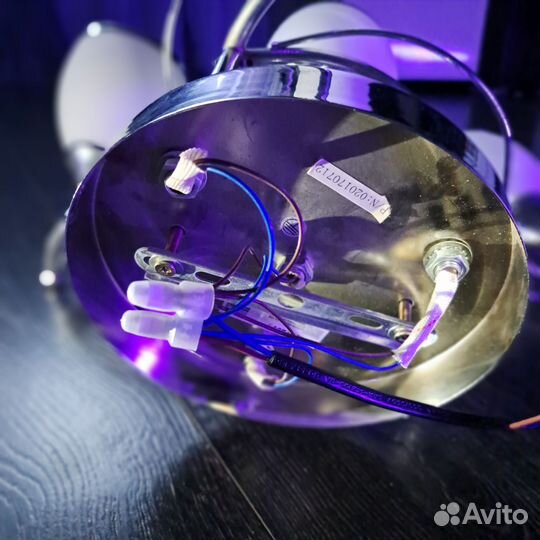 Люстра потолочная