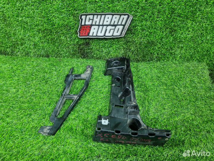 Крепление бампера заднее левое Bmw X5 E70 M57N2