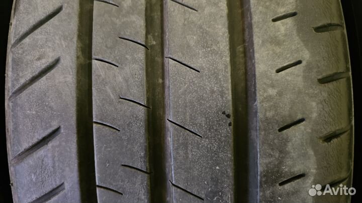 Bridgestone Turanza T002 215/45 R17