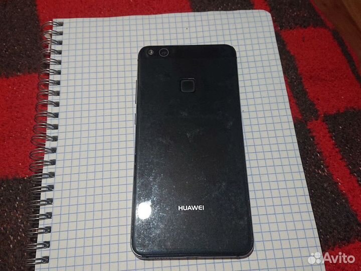 Телефон huawei p10
