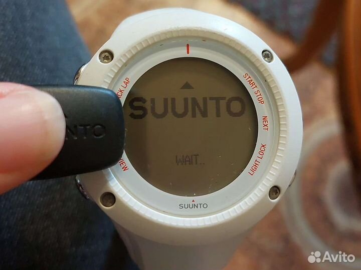 GPS-часы suunto ambit3 Run белый