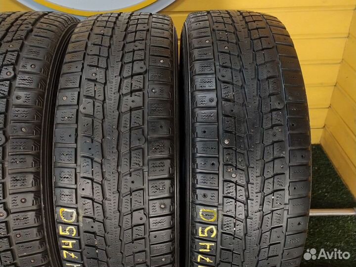 Dunlop SP Winter Ice 01 205/60 R16