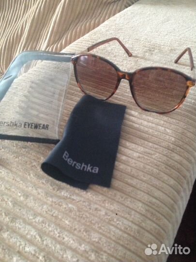 Очки Bershka