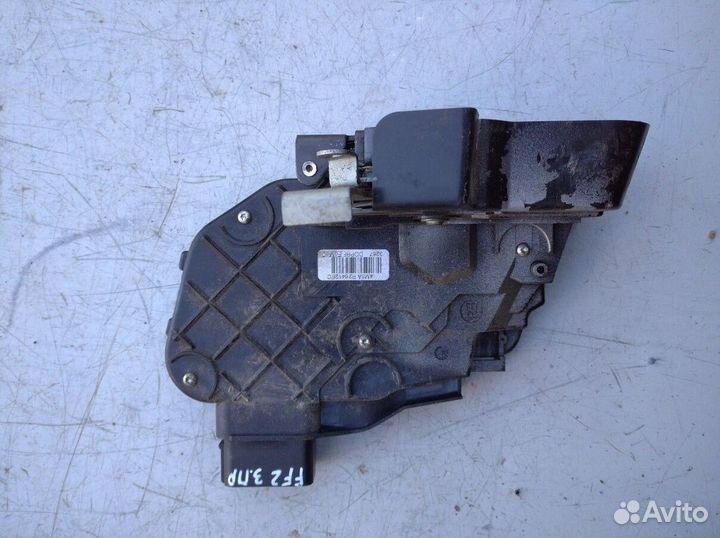 Замок задний правый Ford Focus 2