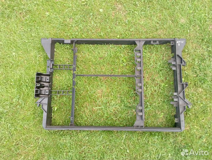 Bmw 7 E38 Рамка радиатора