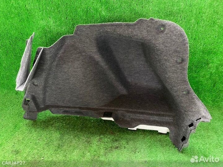 Обшивка багажника правая Honda Grace GM4 2014