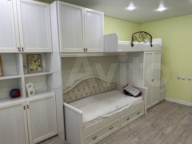 2-к. квартира, 52 м², 1/9 эт.