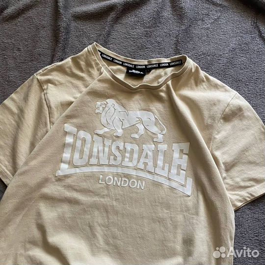 Футболка lonsdale