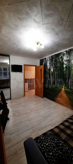 1-к. квартира, 30 м², 1/6 эт.