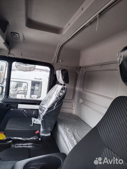 Shacman (Shaanxi) F3000, 2022