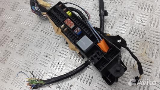 Блок предохранителей ford escape 3 (2MF03M101)