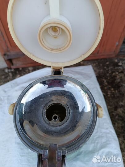 Термос с помпой