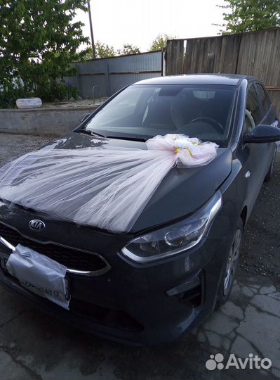 Украшения на свадебные машины