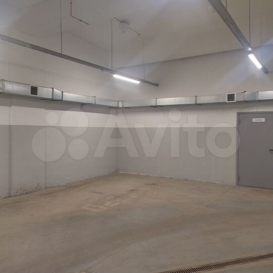 Машиноместо, 15 м²
