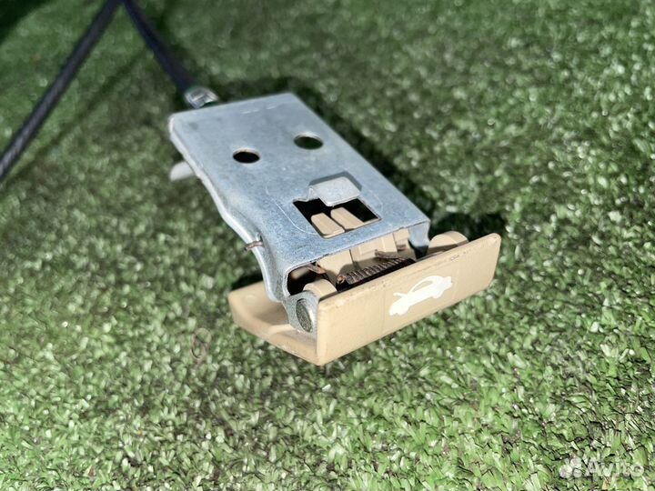 Замок капота в сборе Hummer H3 GMT345