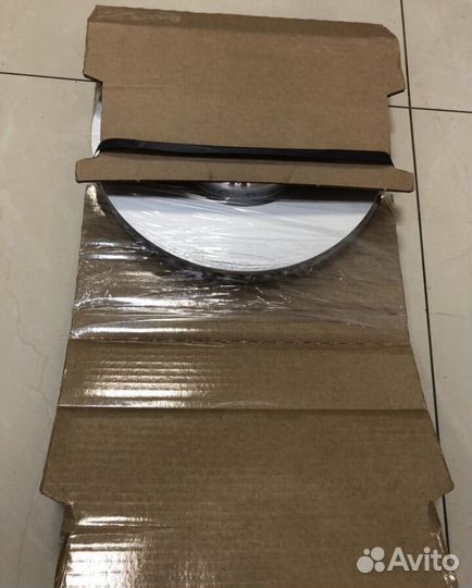 Тормозной диск передний BMW 34116785670