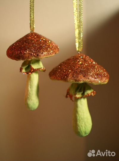 Ватная елочная игрушка гриб ручной работы