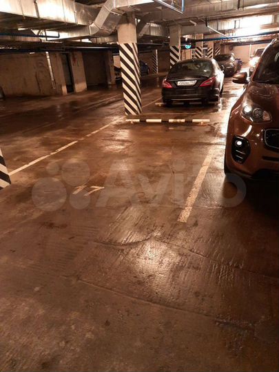 Машиноместо, 17 м²