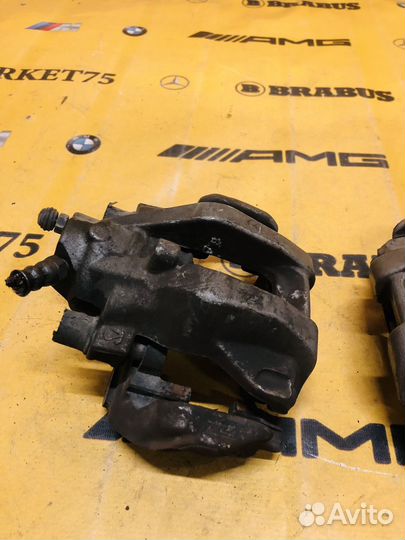 Суппорт задний Mercedes-Benz CLS-Class W219