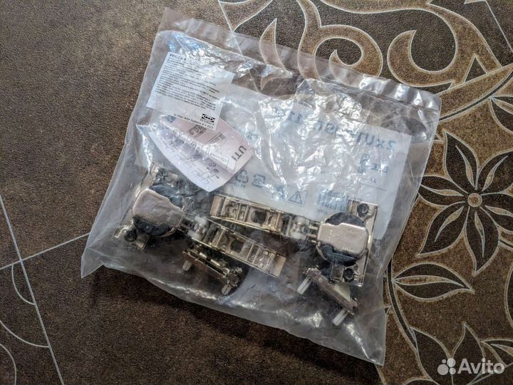 Петли IKEA Utrusta 110 с дрводчиком