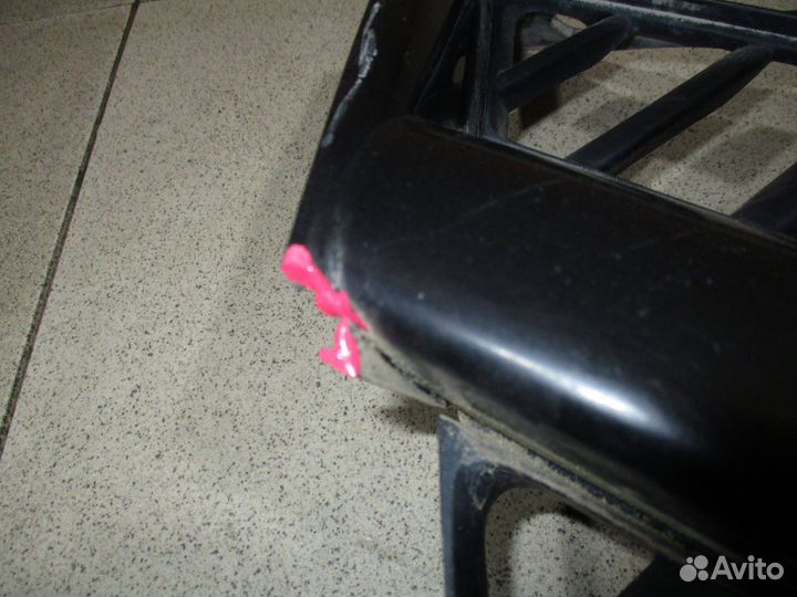 Решетка радиатора правая Mitsubishi Outlander (CU)