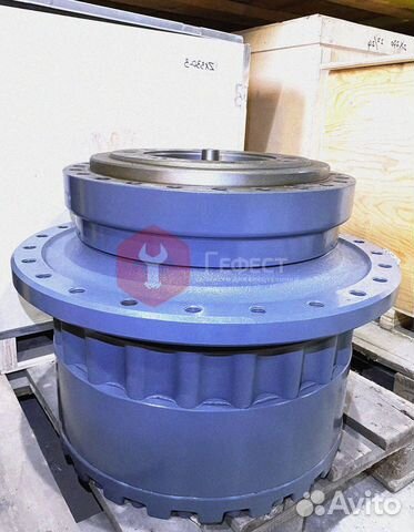 Бортовой редуктор Komatsu PC350LC-8M0