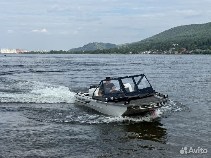 Водомётный катер X5 стационар 150 Л.С