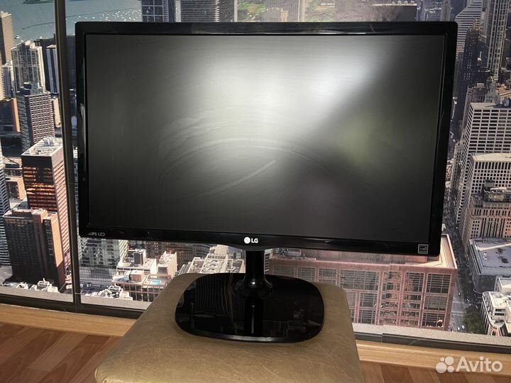Монитор LG