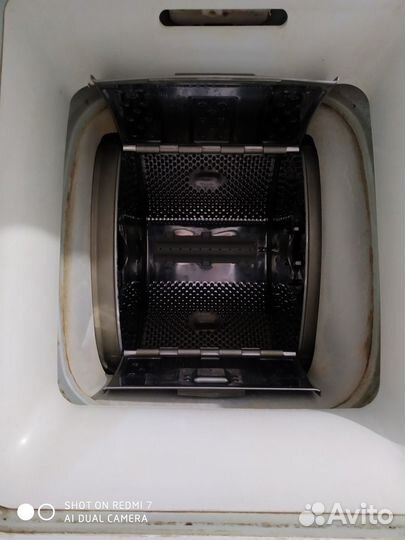 Стиральная машина с вертикальной загрузкой