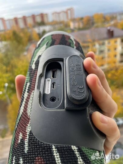 Колонка jbl charge 3