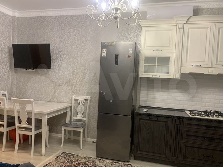 2-к. квартира, 60 м², 6/9 эт.