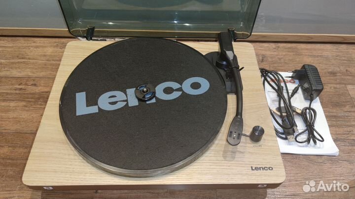 Виниловые проигрыватели ion / Lenco