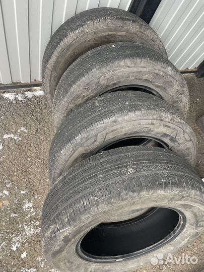 Nexen Roadian GTX 235/65 R17 104H