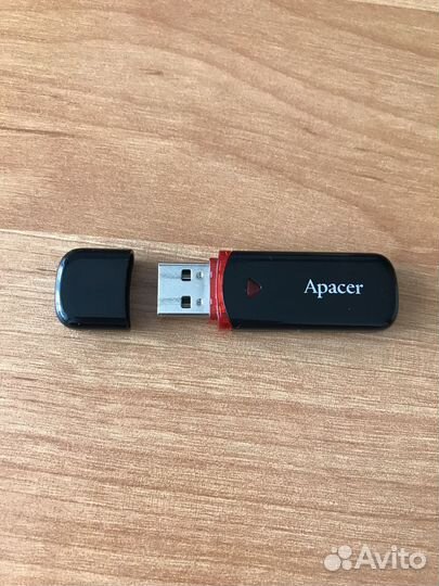 Флэшка на 32 gb