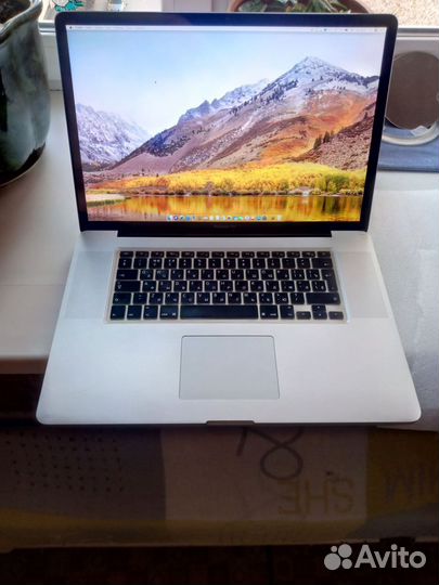 Apple macbook pro 17