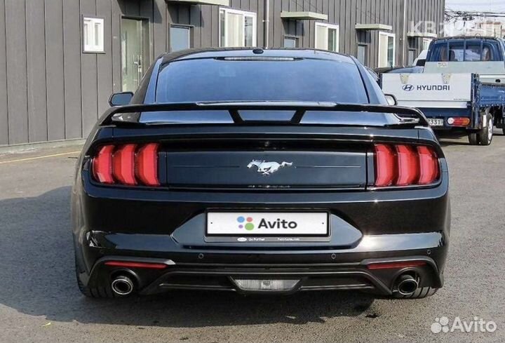 В разборе Ford Mustang 2019год