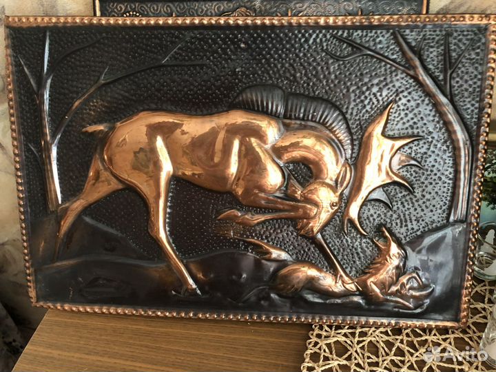 Чеканки СССР и деревянные панно