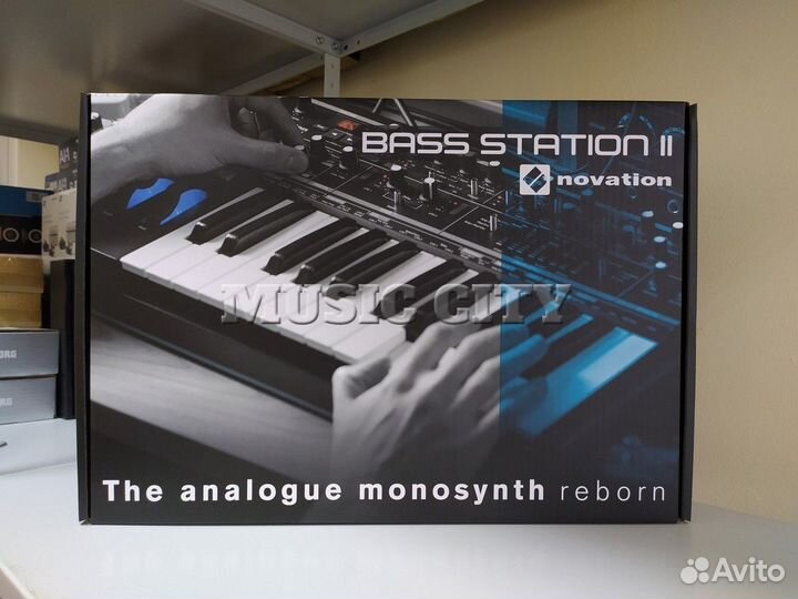 Novation Bass Station II синтезатор