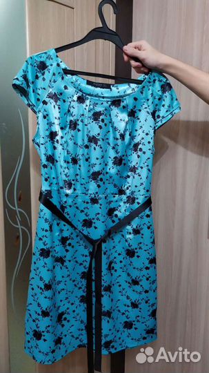 Платье атласное р 46, Турция