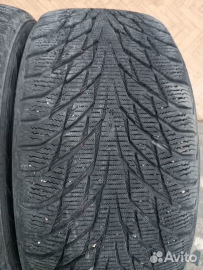 Nokian Tyres Hakkapeliitta R2 245/40 R19 и 255/40 R19 100R