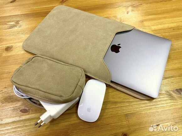 Вертикальный кожаный чехол MacBook 12/13/15/16 