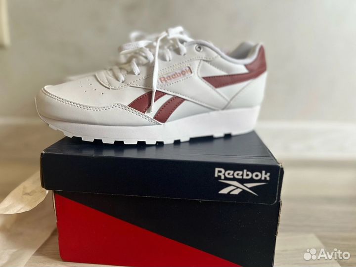 Кроссовки reebok женские 38.5