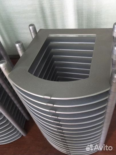 Подставка для дисков