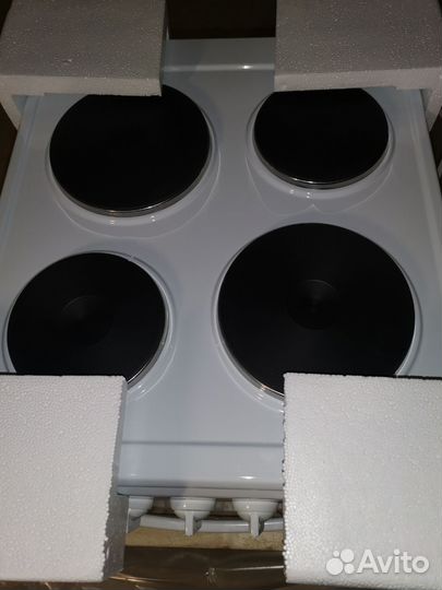 Плита электрическая новая Лада Nova AE 14027 W