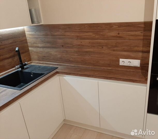 Угловая кухня на заказ. Производство