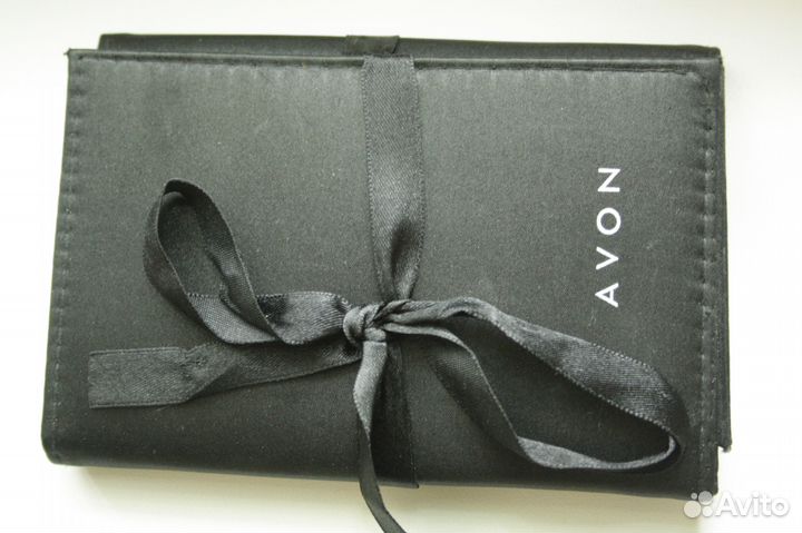 Косметичка avon для кистей и др.принадлежностей