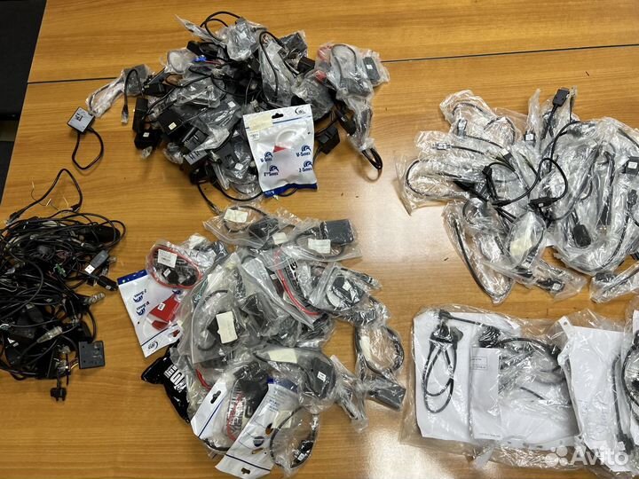 Программатор Octopus и Tornado со всеми кабелями